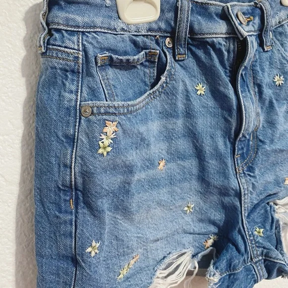 American eagle denim shorts floral print mini shorts distressed size 4 - Picture 4 of 8